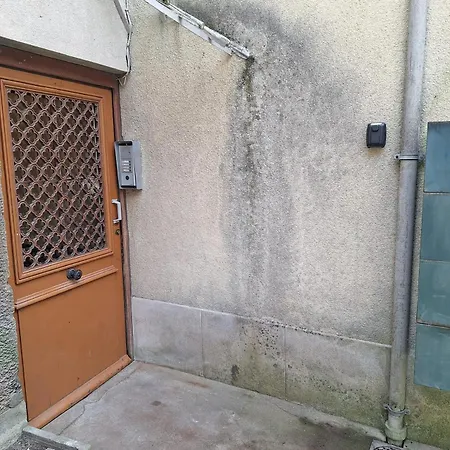 3eme Etage - Centre-ville - Local Velos Disponible Διαμέρισμα *