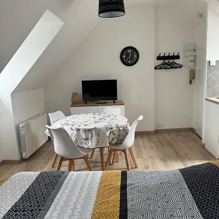 Διαμέρισμα 3eme Etage - Centre-ville - Local Velos Disponible *
