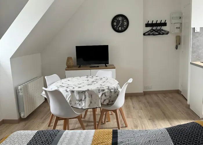 아파트 3eme Etage - Centre-ville - Local Velos Disponible *